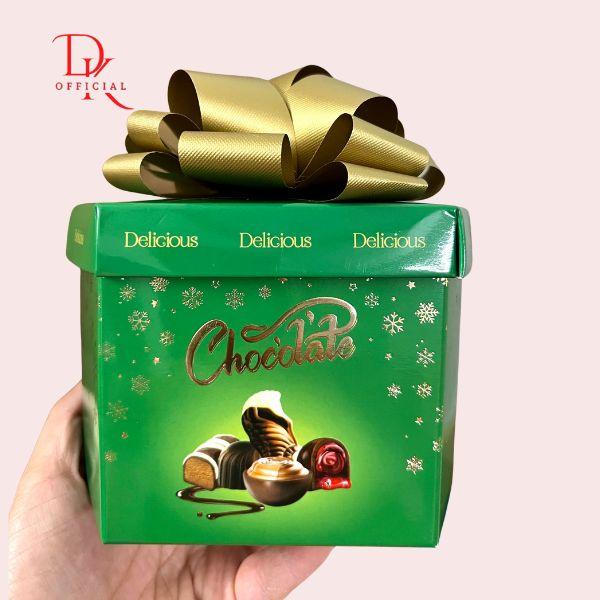 Kẹo chocolate delicious hộp giấy lục lăng xánh lá Vobro Ba Lan 200g